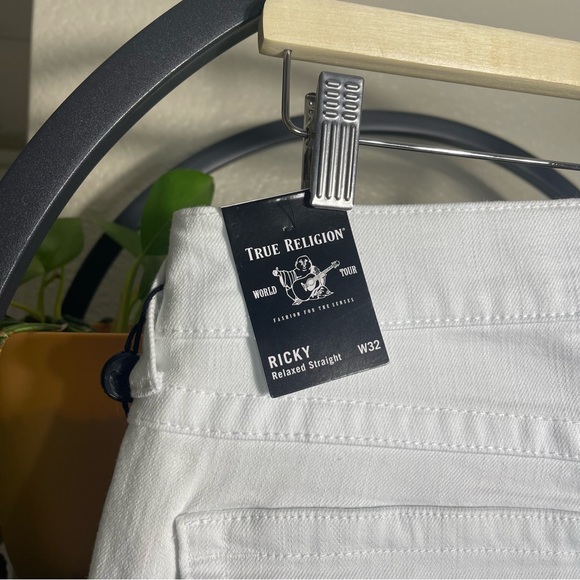 TRUE RELIGION Men White Jeans Ricky Relaxed Straight Pants 34"x32" NWT $179 - Picture 3 of 11